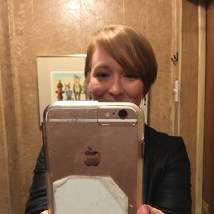 Meet your Posher, Candice